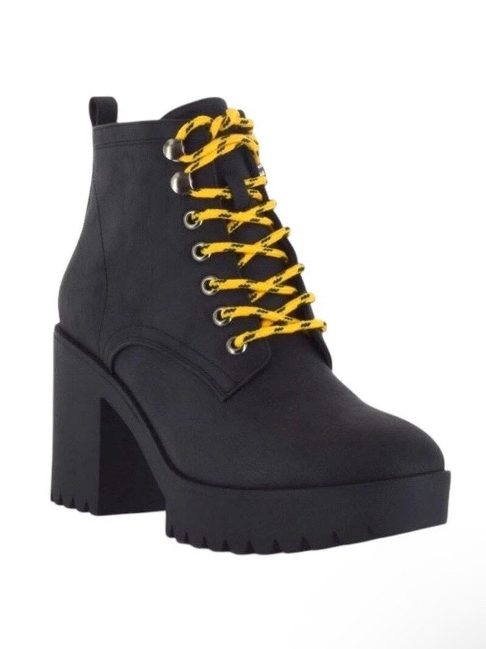 Seven7 Women's Black Lace Up Boots w/zip-up option Size 7 NWT!